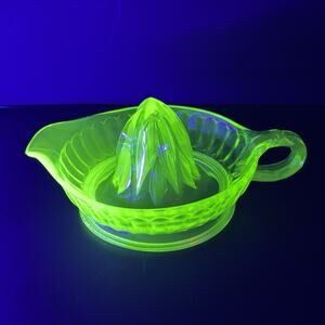Uranium Glass Orange Reamer Juicer Block Green Depression Squeezer Retro Kitchen